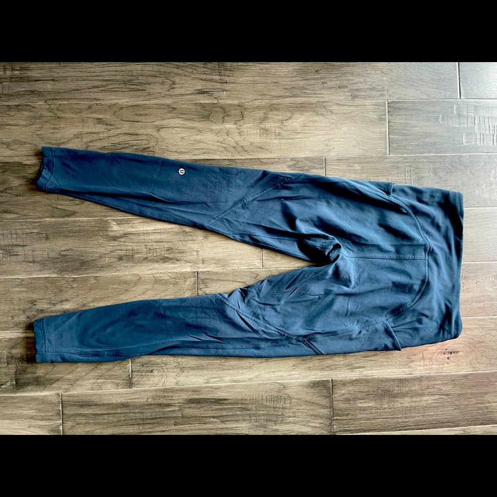 lululemon lead the pack tight 28”